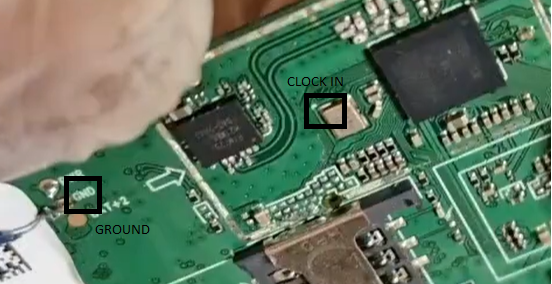A close up of a circuit board

Description automatically generated